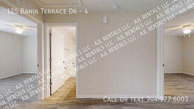Building Photo - 125 Bahia Terrace Dr
