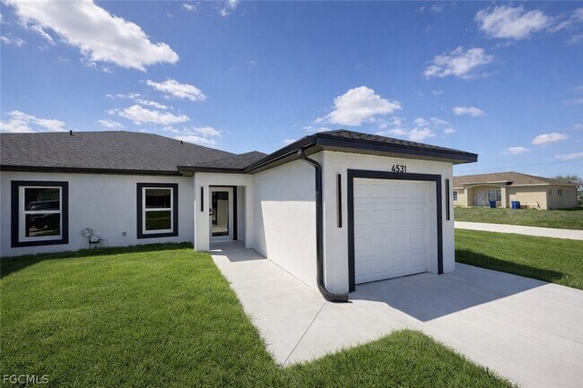 Building Photo - 4529-4531-4529 18th St SW