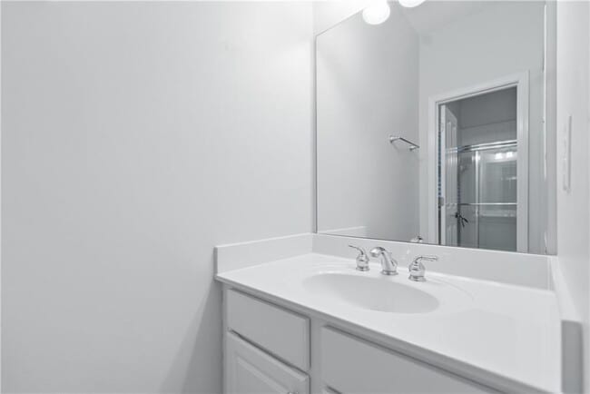 Building Photo - 3194 Windsor Lake Dr NE