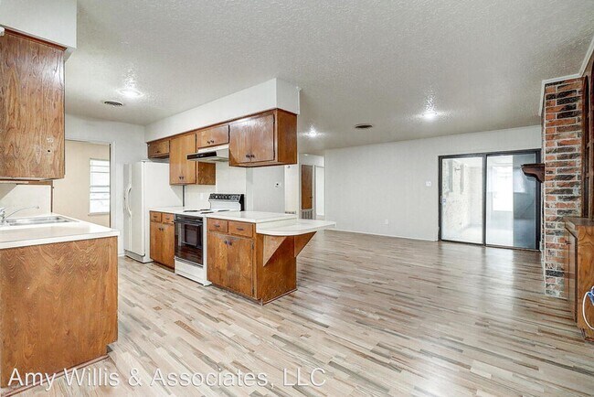 Building Photo - 4 br, 2 bath House - 1130 Alexandria