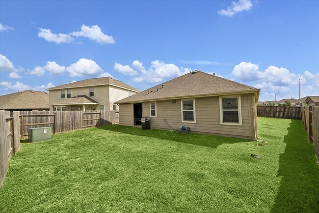 Building Photo - 7511 Greenbriar Cayon Ln