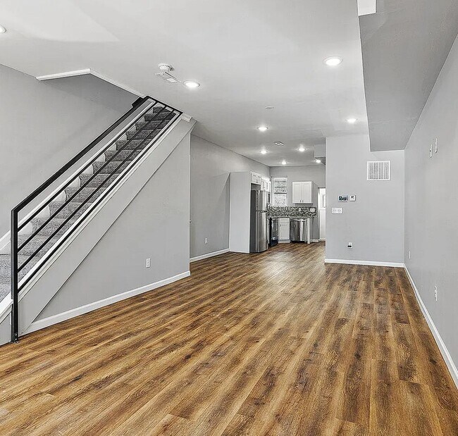 Building Photo - 1754 Georges Ln