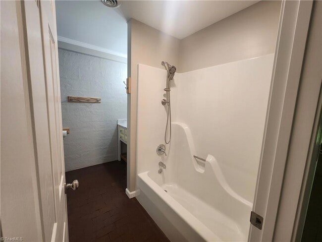 Building Photo - 59 Pear Tree Ln