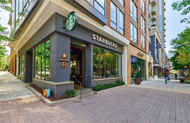 Building Photo - 878 Peachtree St NE