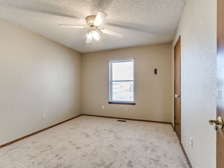 Building Photo - 764 Okie Ridge Rd