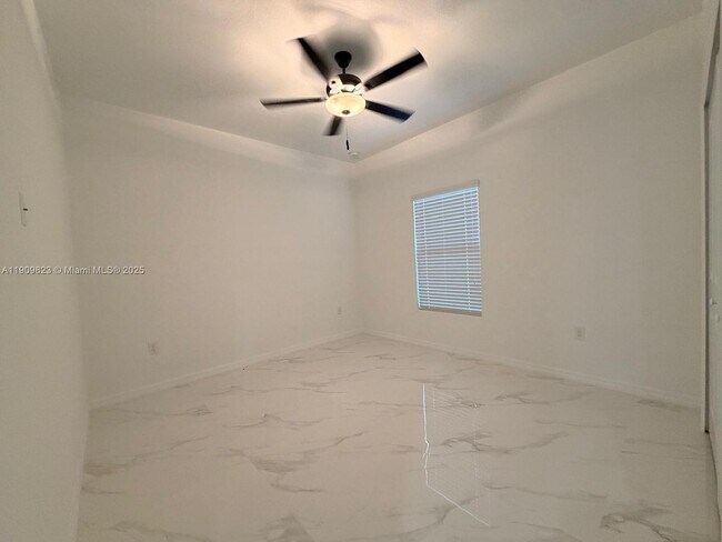 Building Photo - 2706 72nd St W