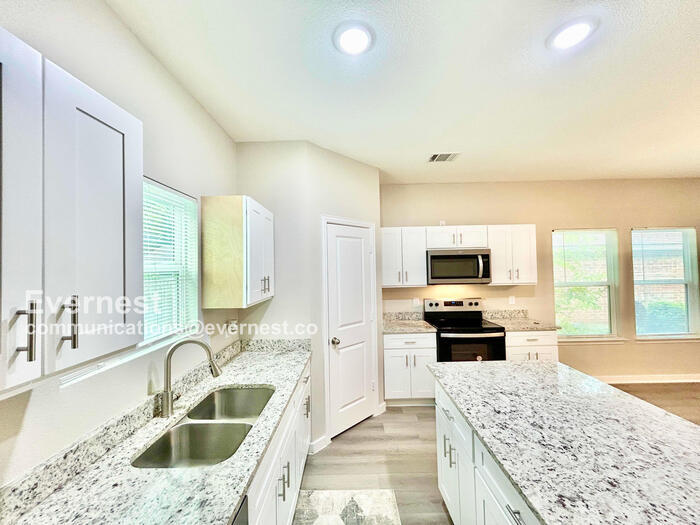 Building Photo - 3910 Copeland St