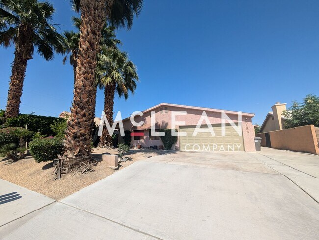 Primary Photo - 31548 Whispering Palms Trail