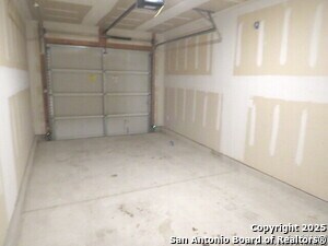 Building Photo - 6506 Tempo Switch