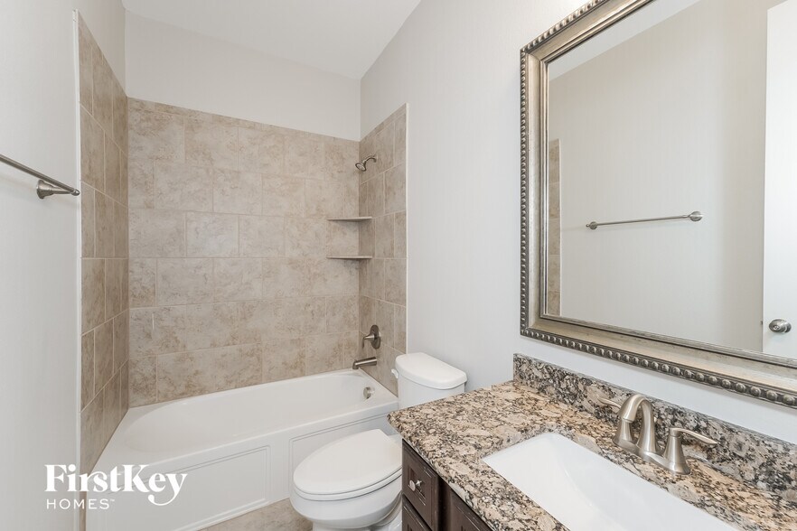 Building Photo - 10514 Hartfield Bluff Ln