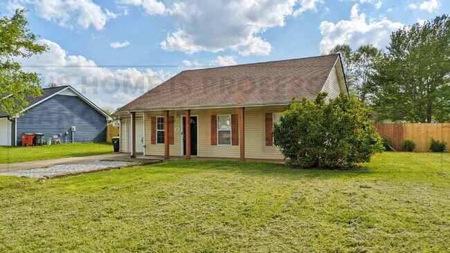 Building Photo - 1042 Waterford Cir
