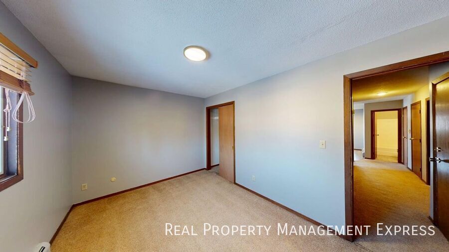 Building Photo - Move In by January 15 & Get ONE MONTH FREE