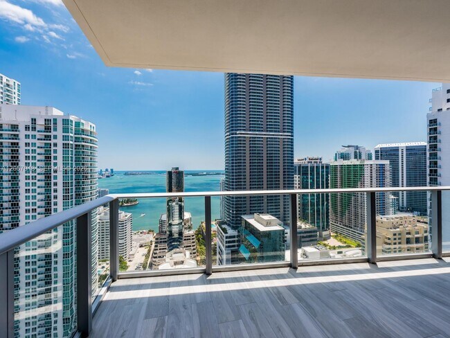Building Photo - 1010 Brickell Ave