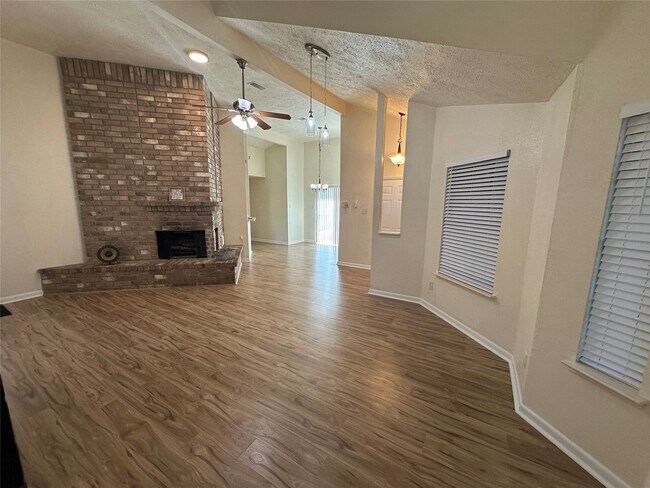Building Photo - 3044 High Plains Dr
