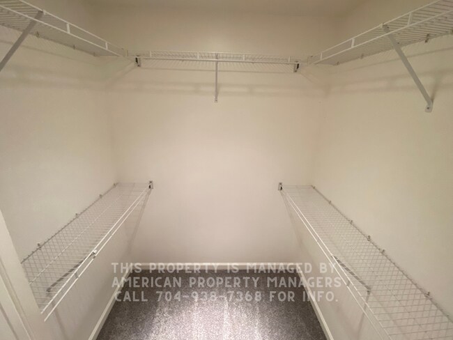 Building Photo - 148 Purple Finch Ln