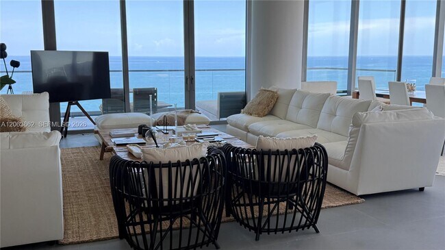 Building Photo - 2000 S Ocean Dr