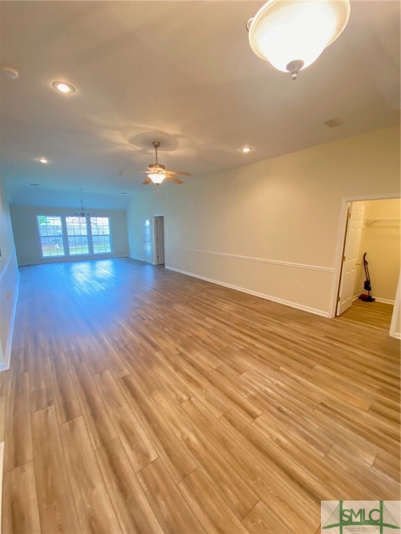 Building Photo - 117 Hopeland Dr