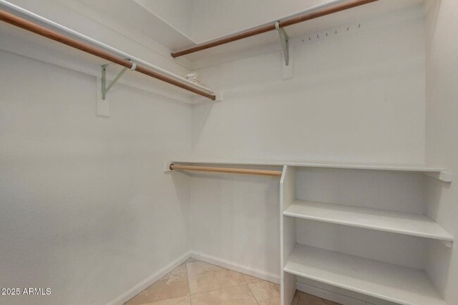 Building Photo - 4 Bedroom 2 Bathroom Scottsdale Ranch Home