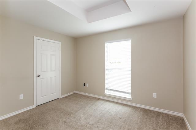 Building Photo - 510 Durham Dr