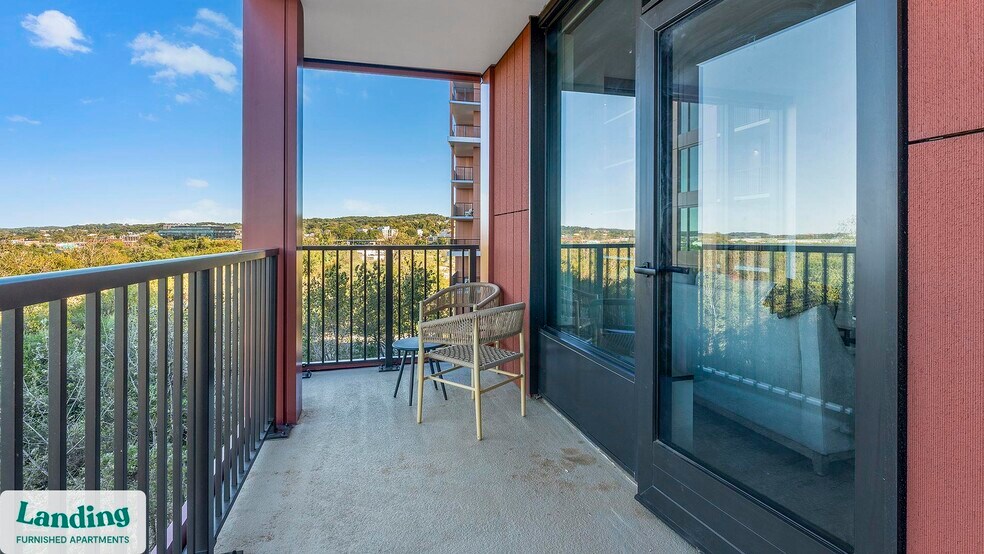 Building Photo - 632 Howard Rd SE