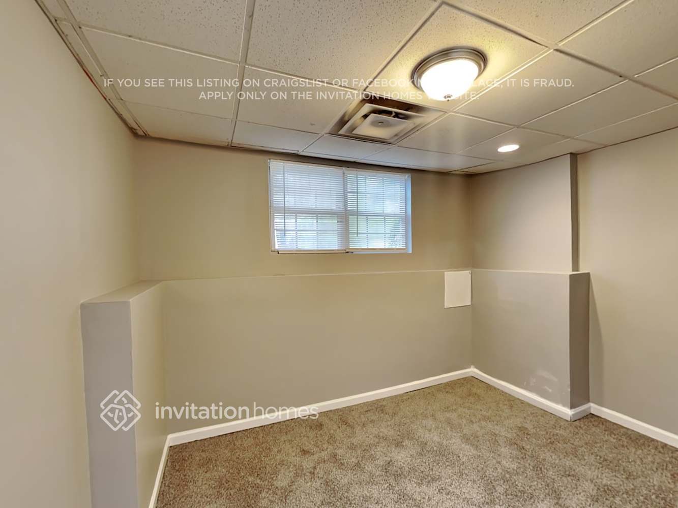 Building Photo - 2318 Sandspring Dr SW