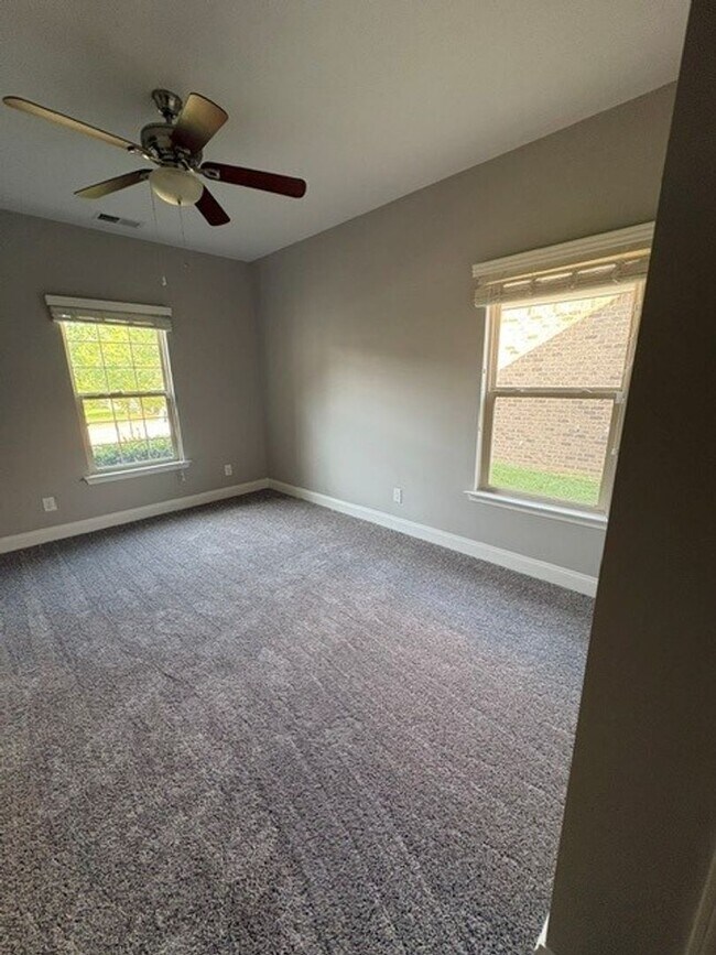 Building Photo - NOW AVAILABLE IN MILLSTONE!!