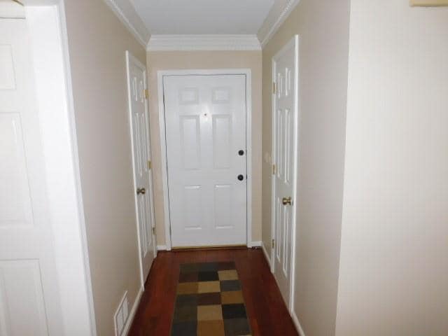 Building Photo - 8893 Carroll Manor Dr