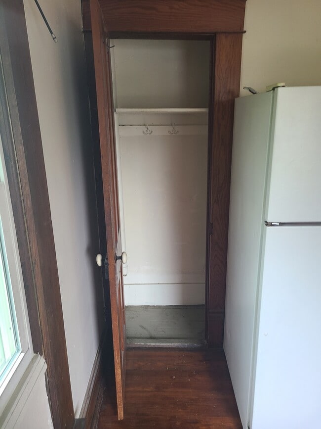 Building Photo - S Main - Mansfield - Duplex