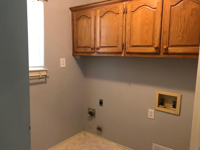 Laundry room - 303 Myrtle Ave