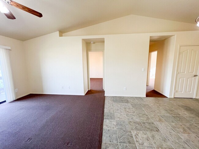 Building Photo - 330 Arnold Terrace
