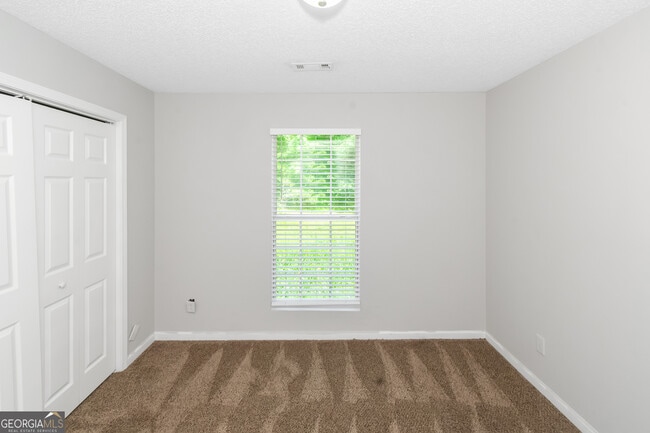 Building Photo - 1409 Randolph Ct
