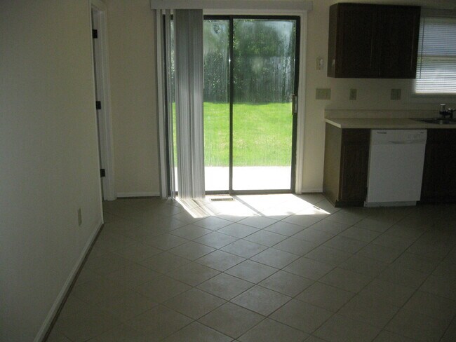 Building Photo - Southside Ranch Home     260129