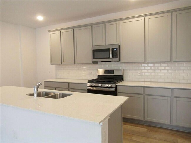 Building Photo - 1232 Whippletree Trl