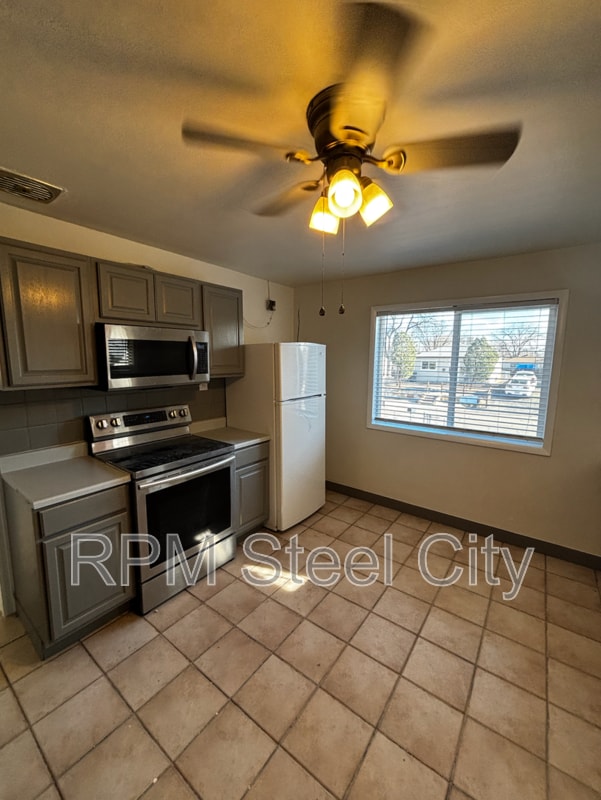 Building Photo - 2521 Emilia St