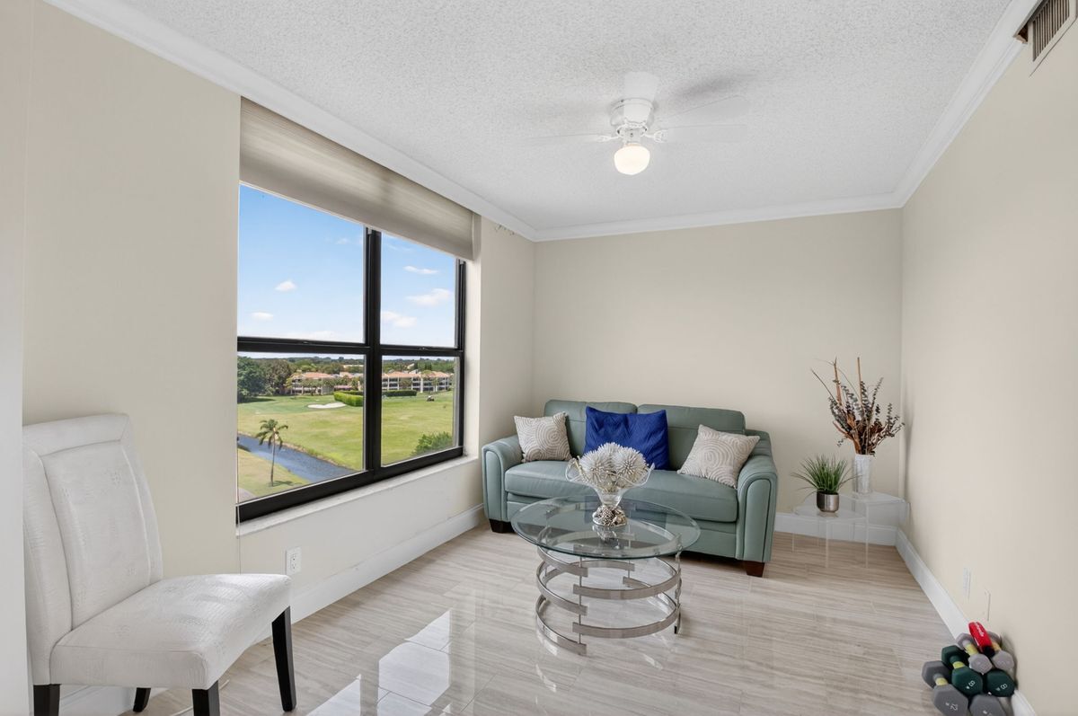 Building Photo - 7129 Promenade Dr