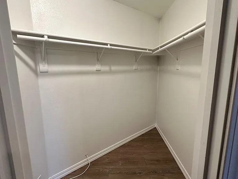 Building Photo - 7178 N Fruit Ave