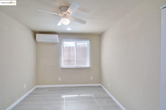 Building Photo - 1618 Viera Ave