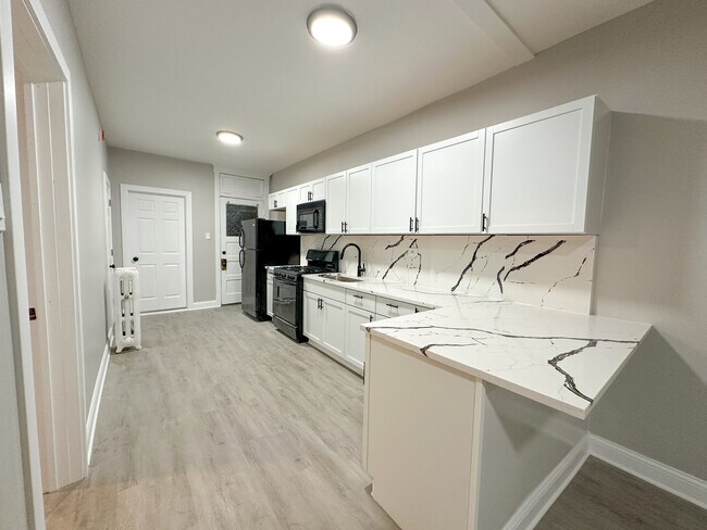 Building Photo - 4134 N Keystone Ave