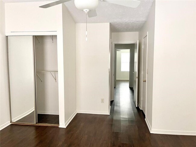 Building Photo - 464 Prince of Wales