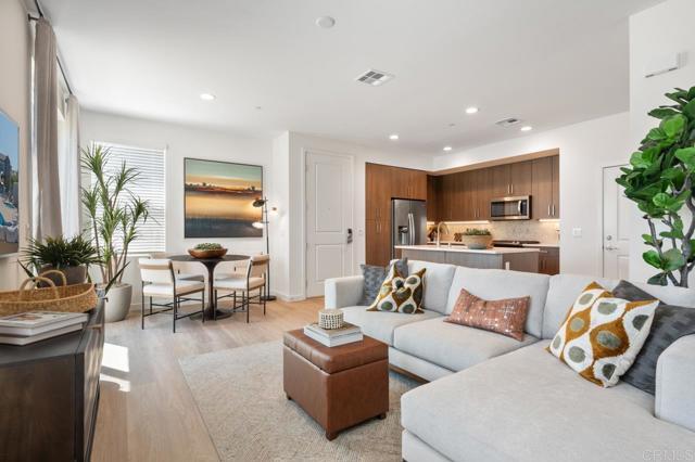 Building Photo - 3055 Avenida Torcello