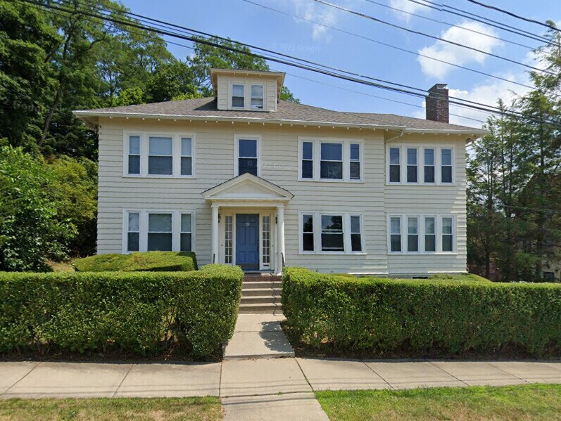 Building Photo - 20 Manet Rd