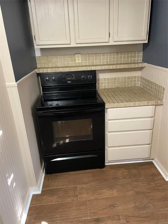 Building Photo - 105 Henna