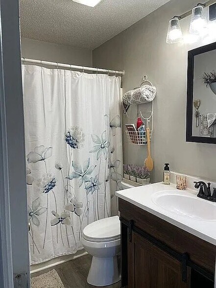 Bathroom - 1246 KY-1271