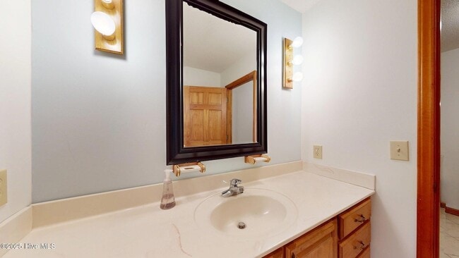 Building Photo - 1236 Rays Bridge Rd