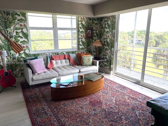 Building Photo - 806 Cypress Grove Ln