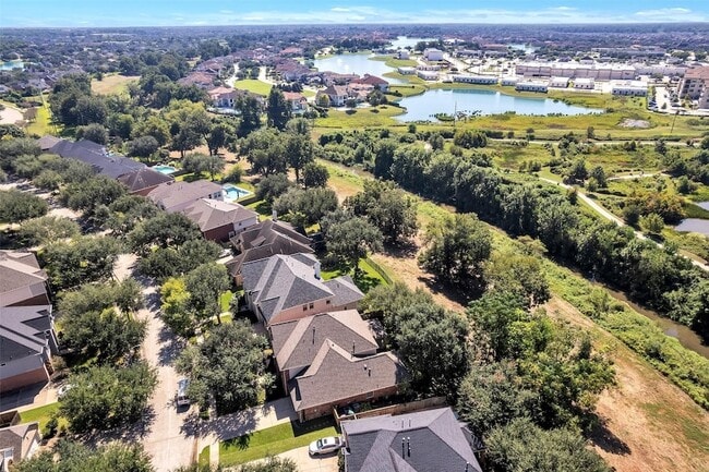 Building Photo - 5303 Riverstone Crossing Dr