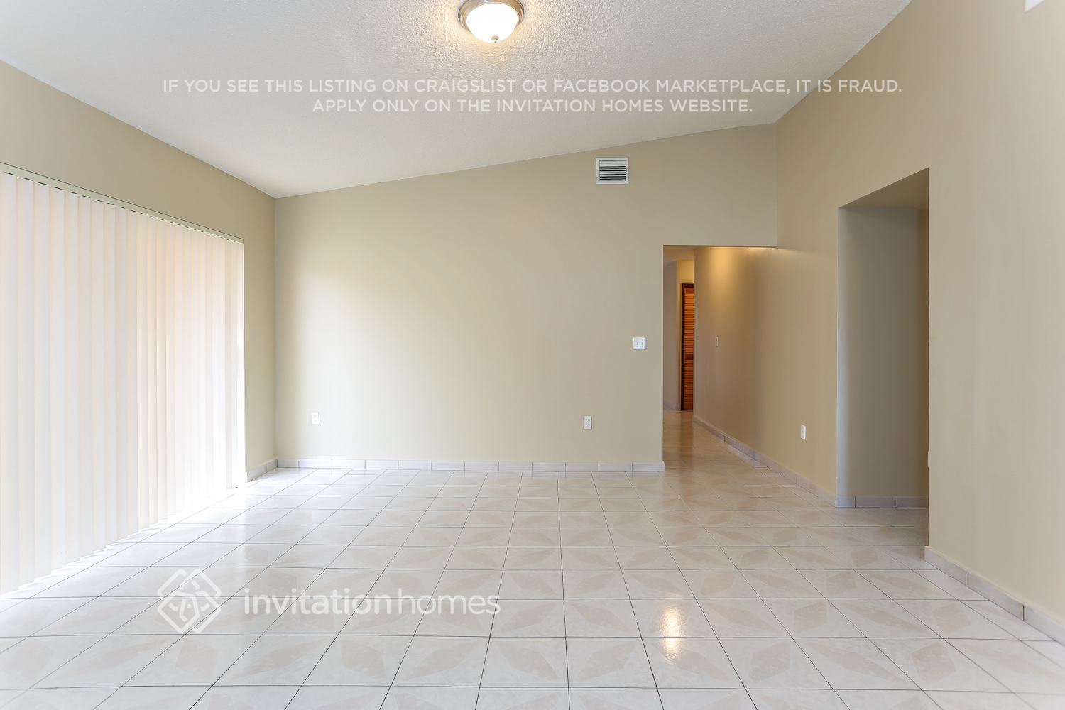 Building Photo - 5790 SW 156th Ct