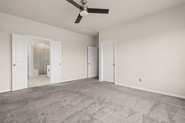 Building Photo - 2733 Arbor Edge Crossing