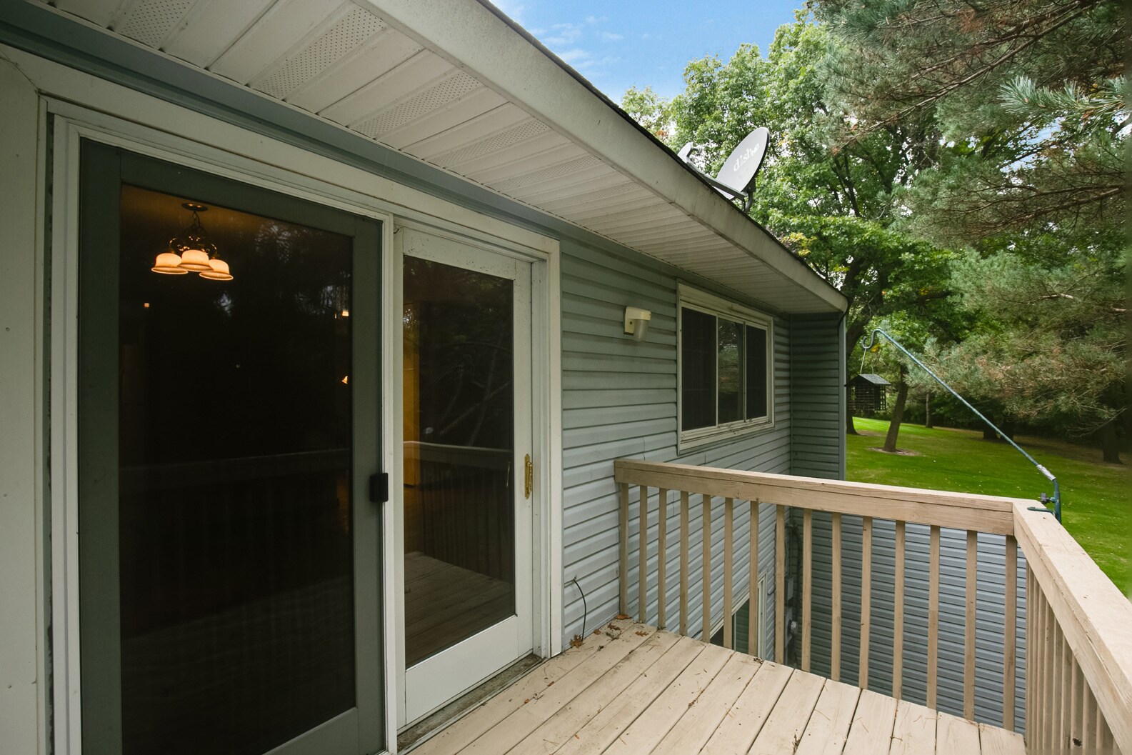 Building Photo - 12115 Drake St NW