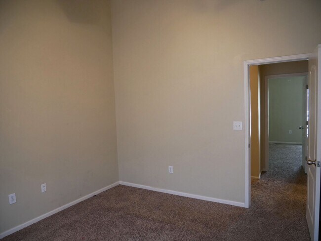 Building Photo - 119 Pine Meadows Cir